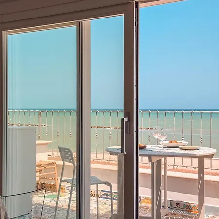 Terrazzino Frontemare Wi-fi Free Parking Лидо-ди-Фермо
